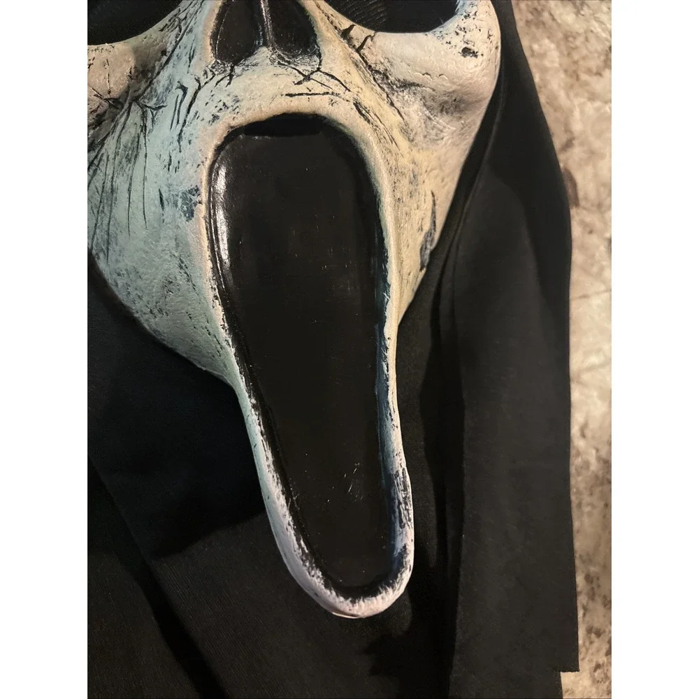 Easter Unlimited Scream‎ Aged Ghost Face Mask Horror Halloween Fun World GUC